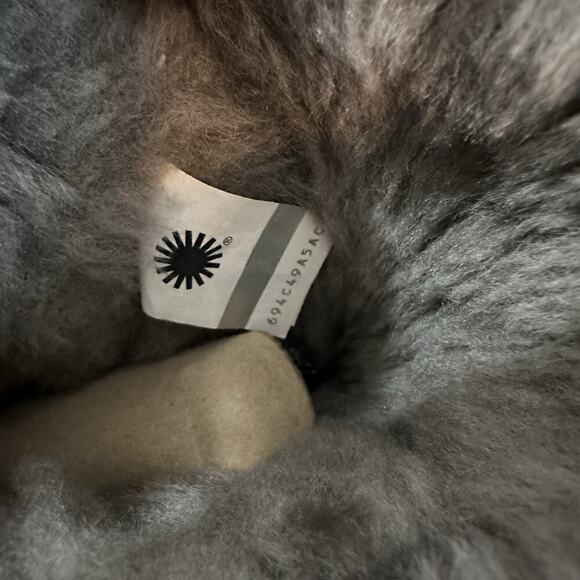 UGG Womens Constantine Boots Size 7 Gray Lace Up Detail Fur Lined - Picture 8 of 9